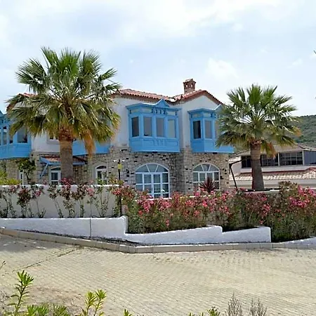 Fener Burnunda Denize Sifir Orjinaltas Malikane Çeşme