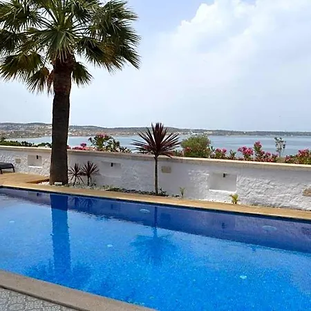 Fener Burnunda Denize Sifir Orjinaltas Malikane * Çeşme
