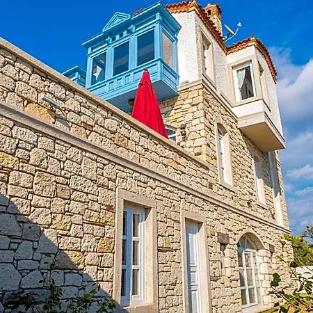 Fener Burnunda Denize Sifir Orjinaltas Malikane Çeşme