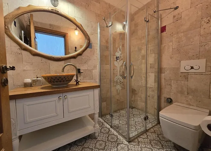 Villa Fener Burnunda Denize Sifir Orjinaltas Malikane *